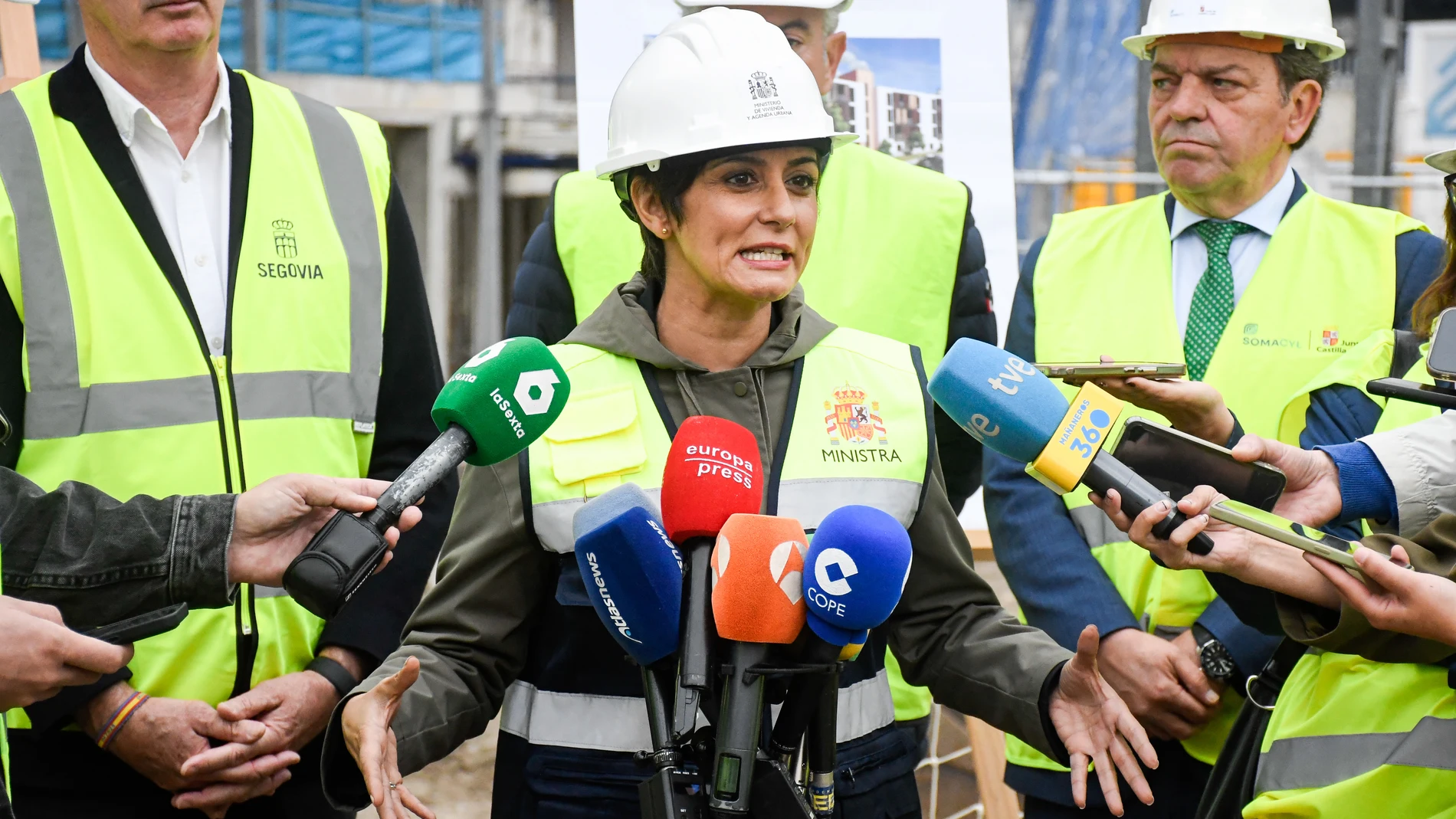 Nuevos impuestos a viviendas vacías y a la inversión extranjera: el Gobierno busca frenar la presión